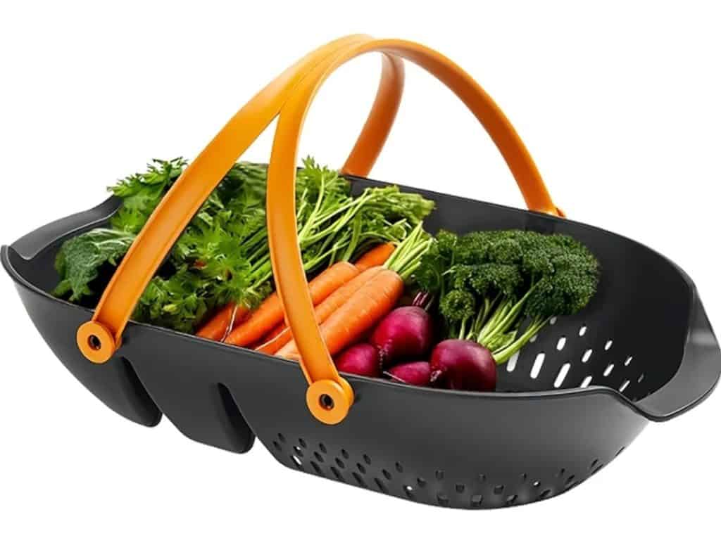 last minute Christmas gift for homesteaders – Harvest Basket or Trug